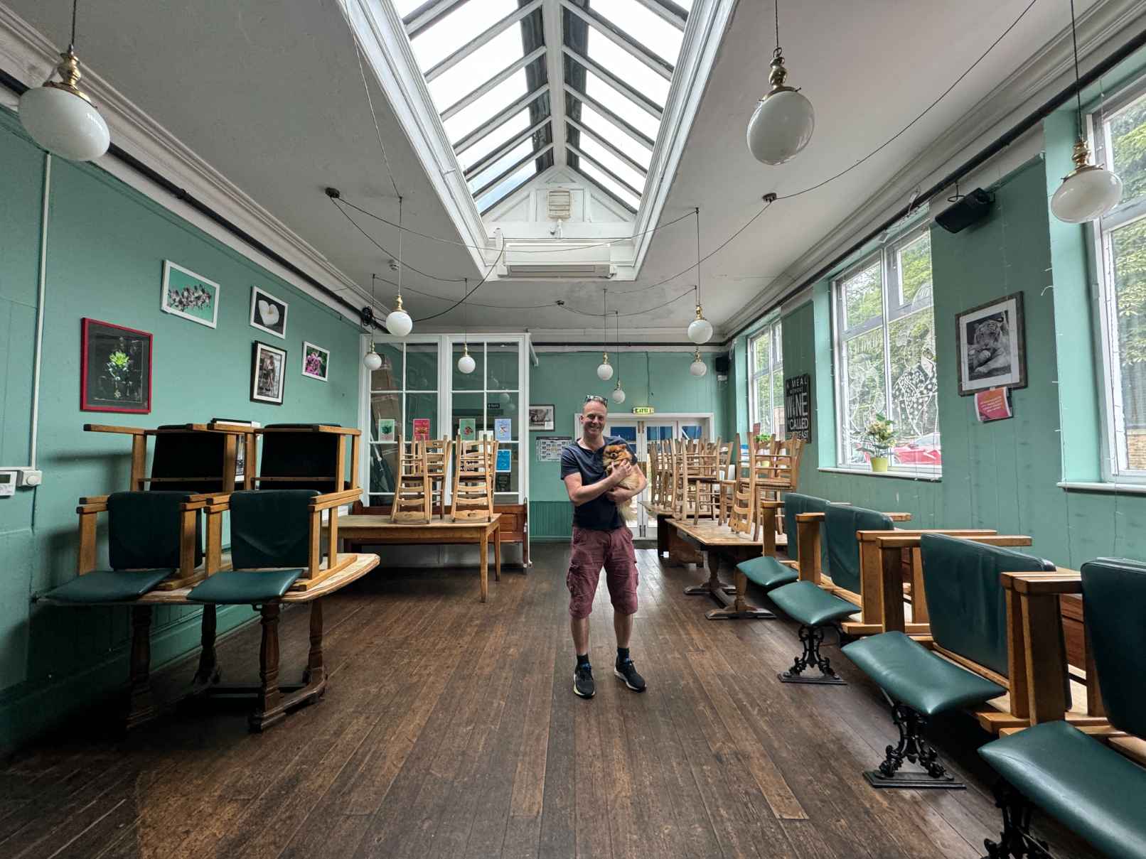 Exterior front view of The Waverley pub in Nunhead, a charming community venue available via Conveenie for private events