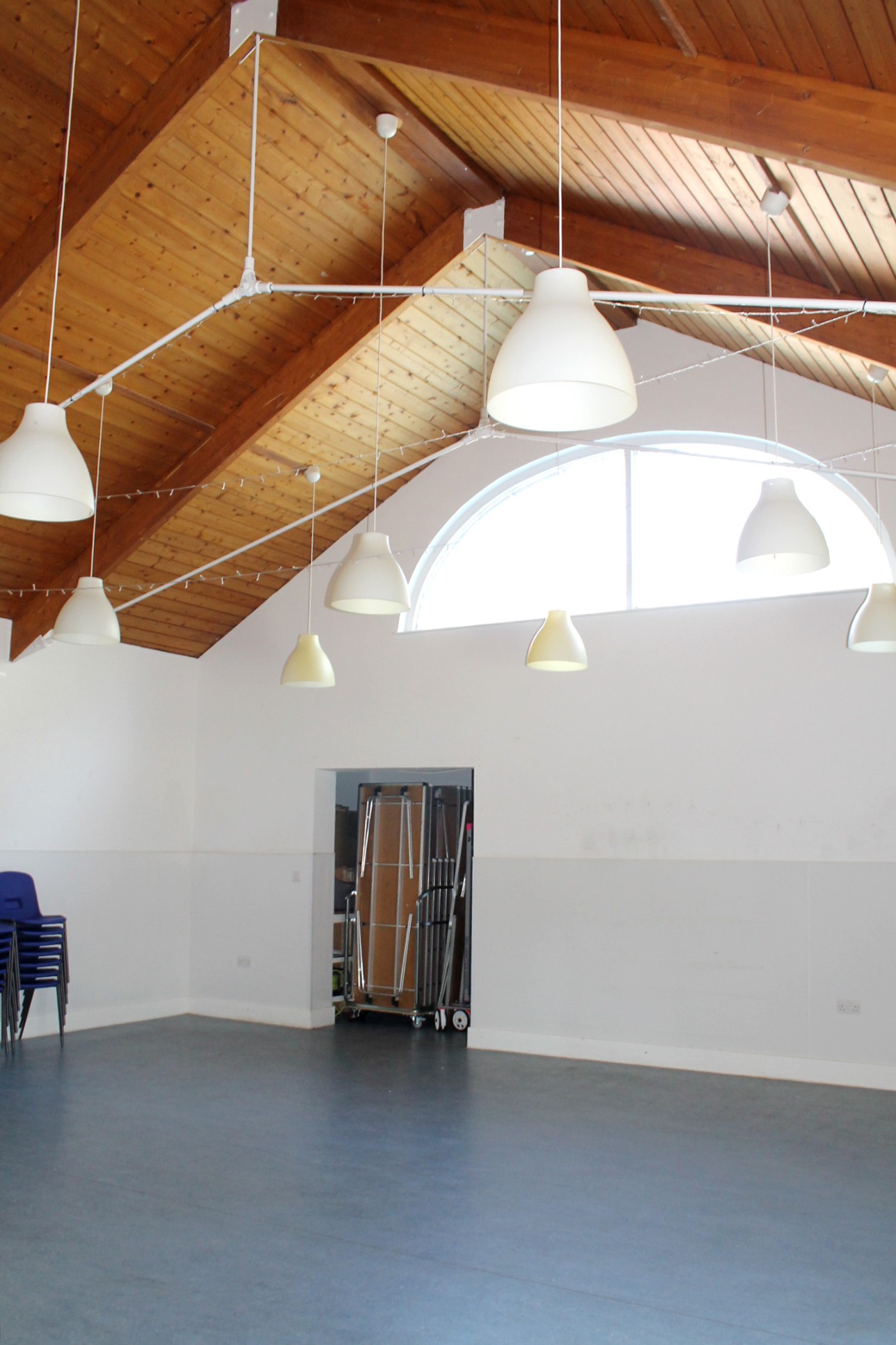 Book Castlehaven’s Devas Garden Room on Conveenie—versatile indoor/outdoor space in Camden with 85 seats.