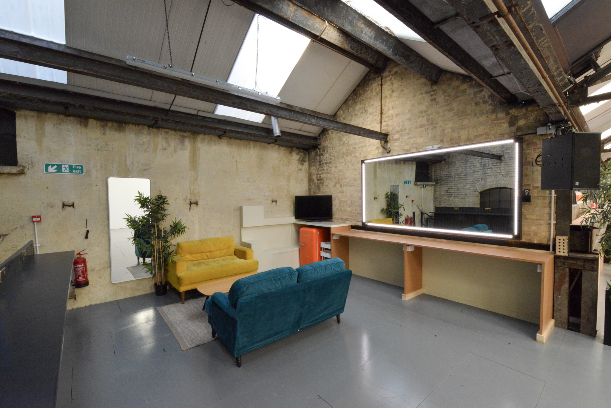 Host your next creative or community event at Rocketvan Studio—versatile and listed now on Conveenie